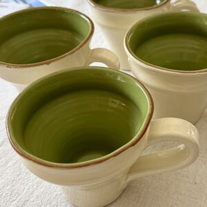 VIETRI Italy Cucina Fresca Set of 4 Coffee Tea Mug Handmade Cream & Sage Green